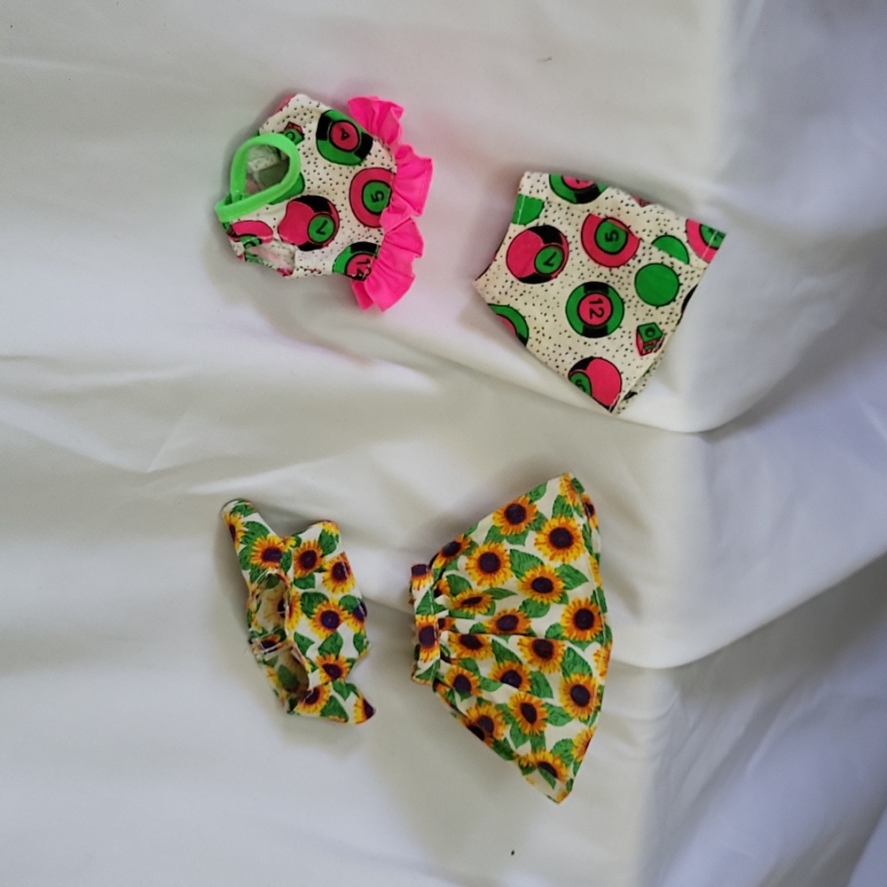 Barbie Clothing summer green vintage 1990s daisy print mattel good condition